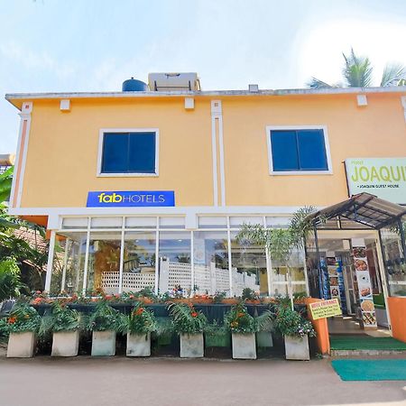 Fabhotel Joaquim Beachside Resort - Nr Tito'S Lane, Baga Beach Esterno foto