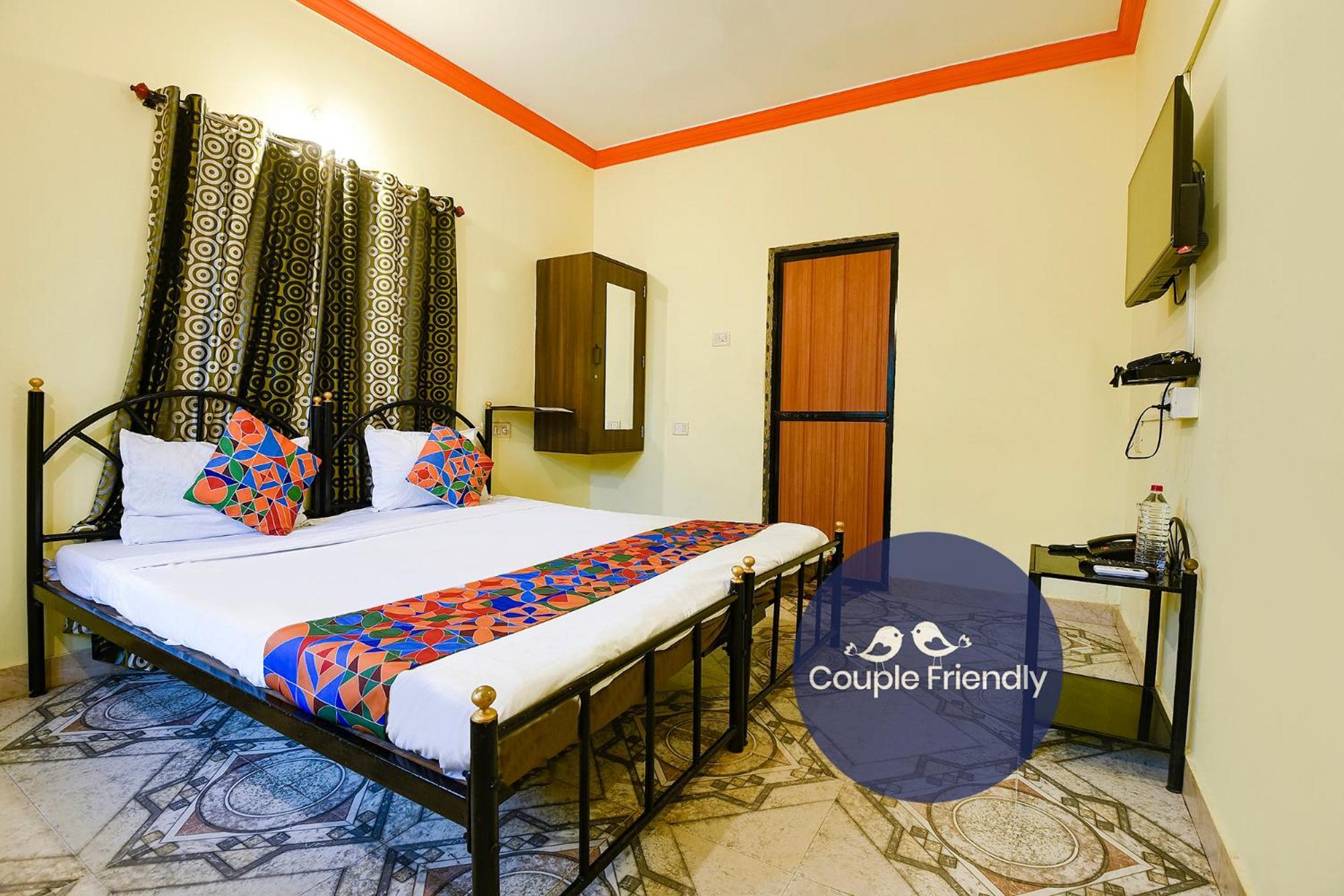 Fabhotel Joaquim Beachside Resort - Nr Tito'S Lane, Baga Beach Esterno foto